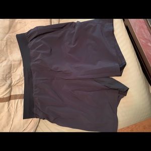 Lululemon T.HE. Short *with liner* XL